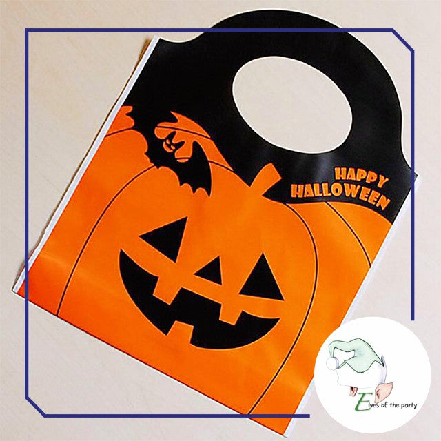 Halloween Trick or Treat Loot Bag : Plastic Pumpkin (Pack of 25)